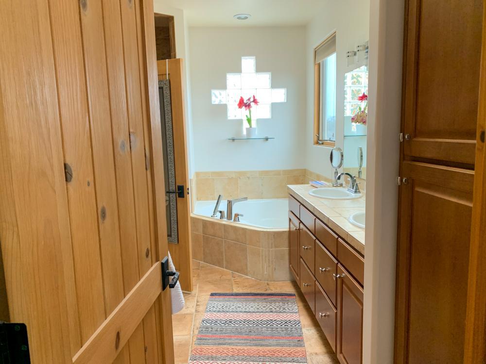 Before Re-Bath Albuquerque, NM renovation