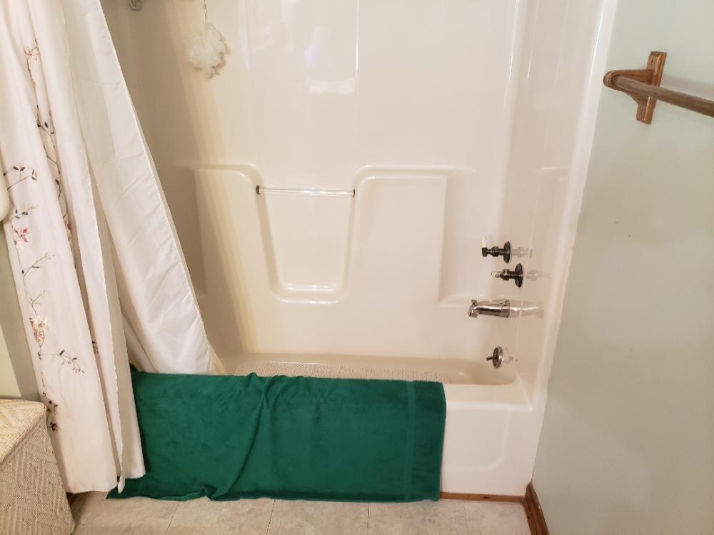 Before Re-Bath Chattanooga, TN renovation