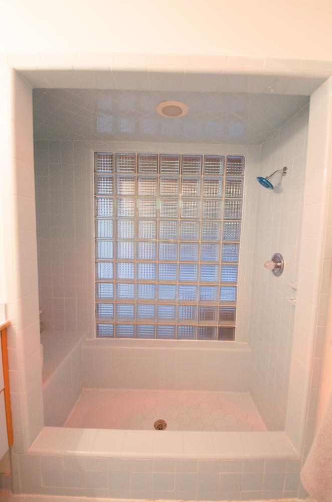 Before Re-Bath Raleigh, NC renovation