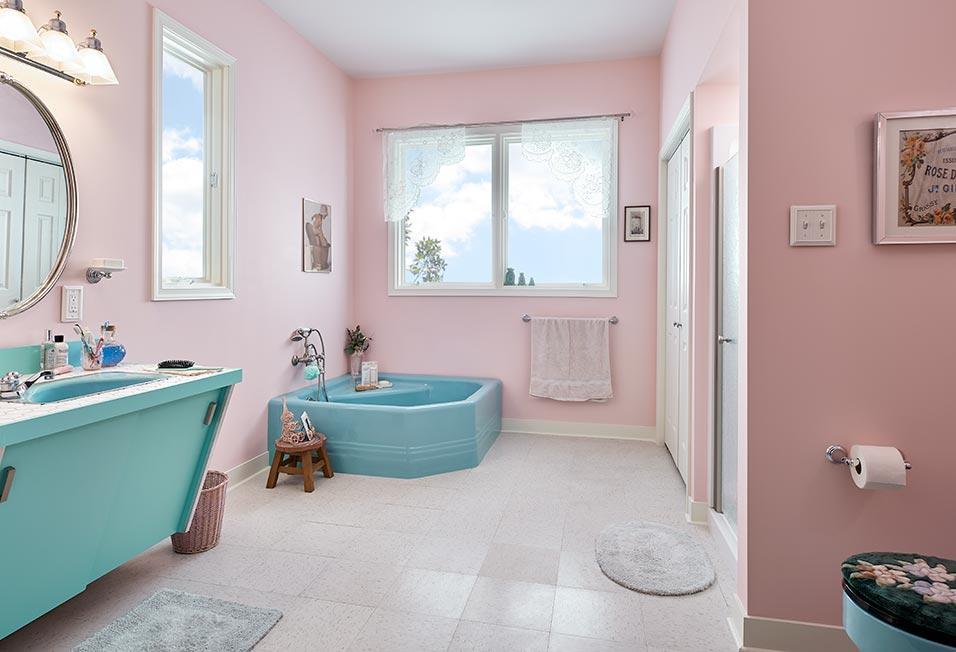 Before Re-Bath Portland, OR renovation