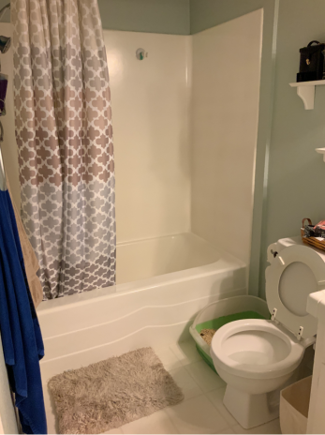 Before Re-Bath Spokane, WA renovation