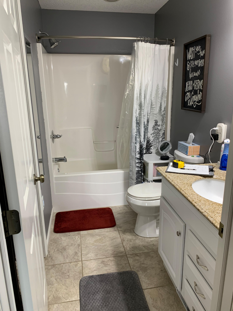 Before Re-Bath Minneapolis, MN renovation