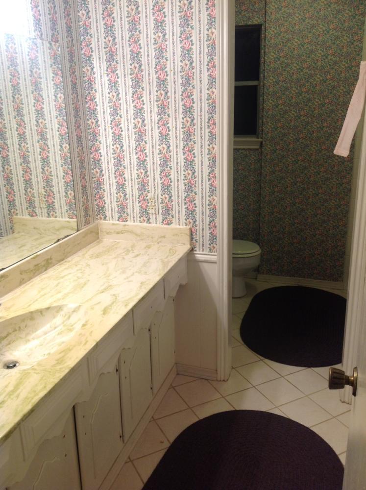 Before Re-Bath Dallas , TX renovation