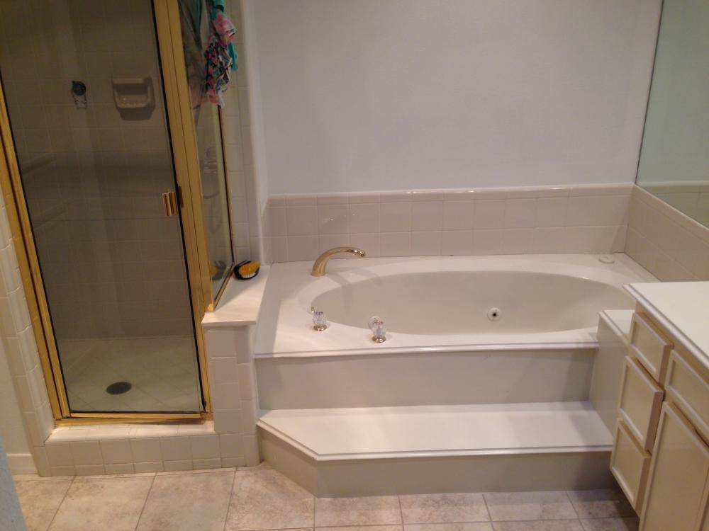 Before Re-Bath Dallas , TX renovation