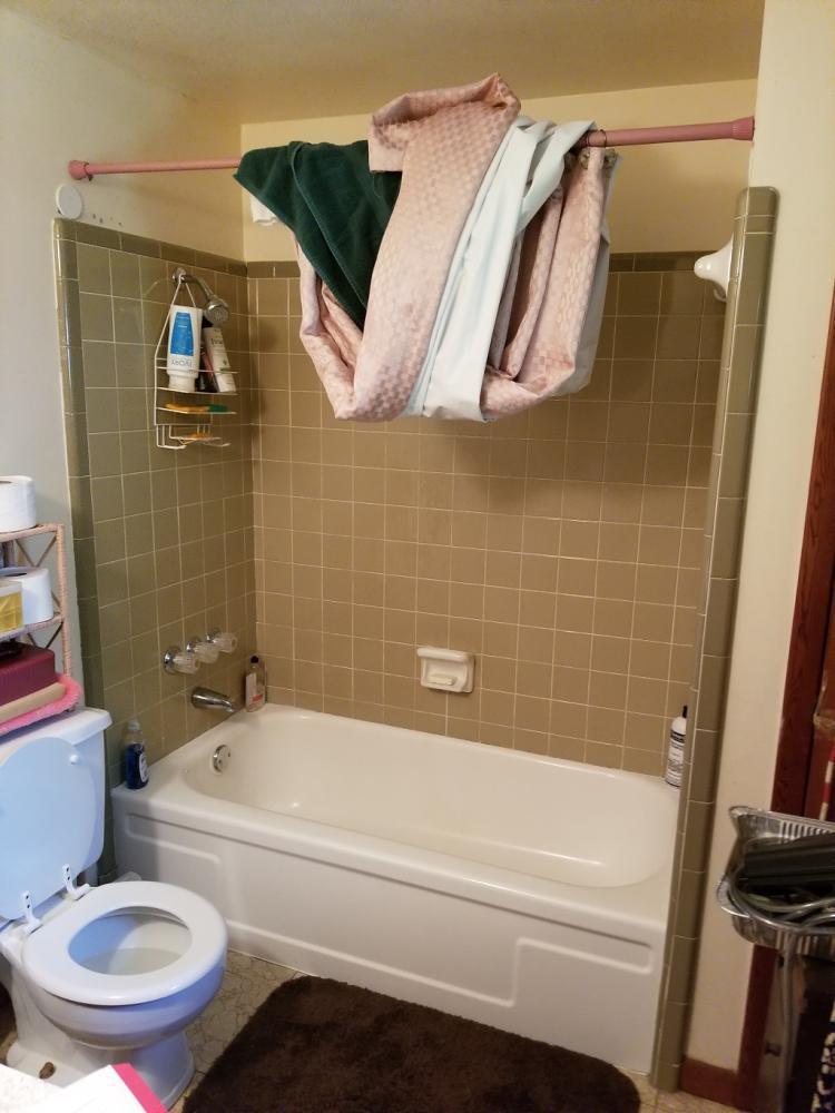 Before Re-Bath Panama City, FL renovation