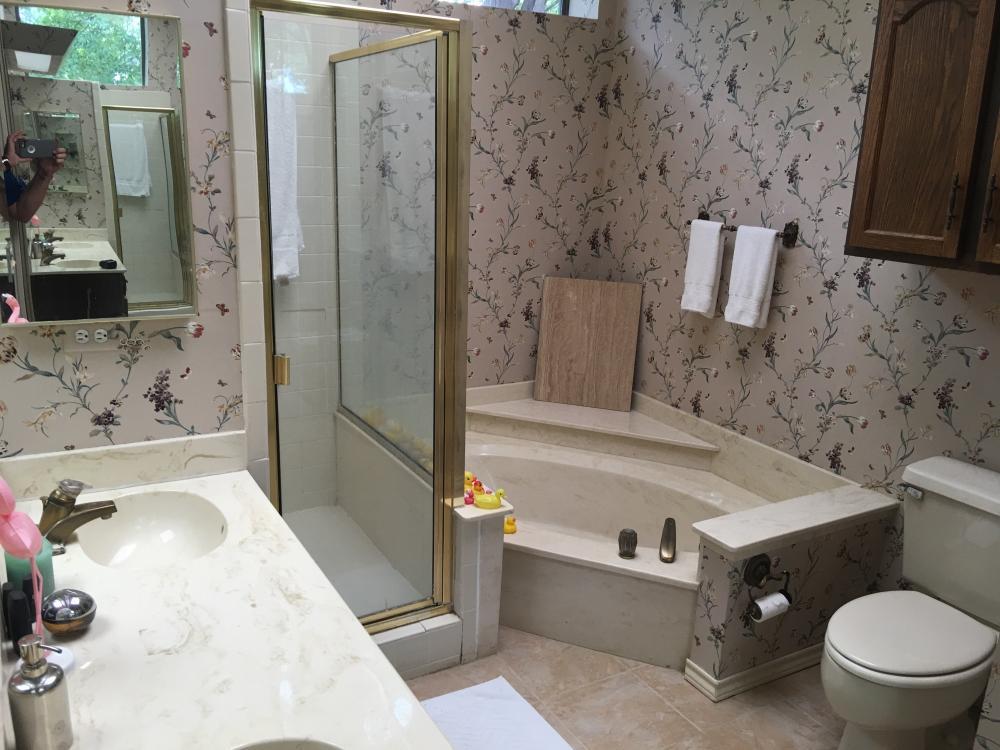 Before Re-Bath Dallas , TX renovation