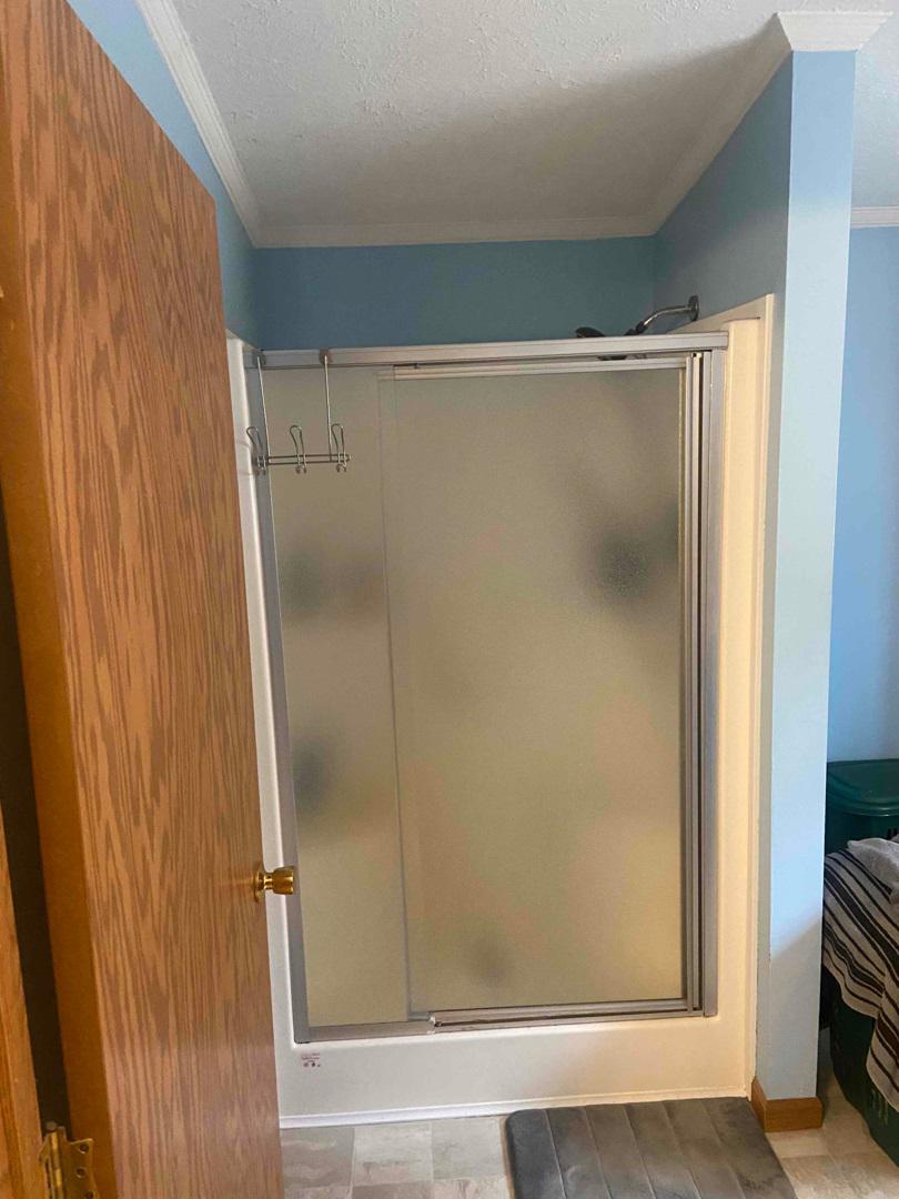 Before Re-Bath Grand Rapids, MI renovation