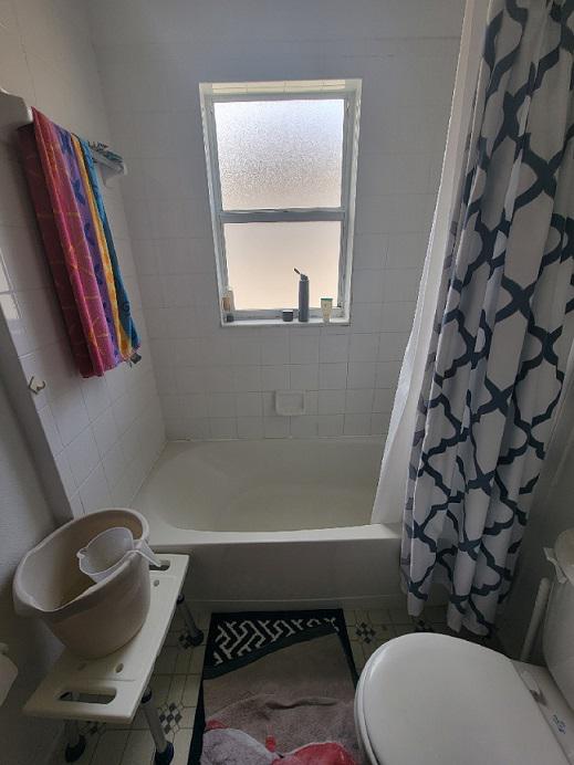Before Re-Bath Tampa, FL renovation