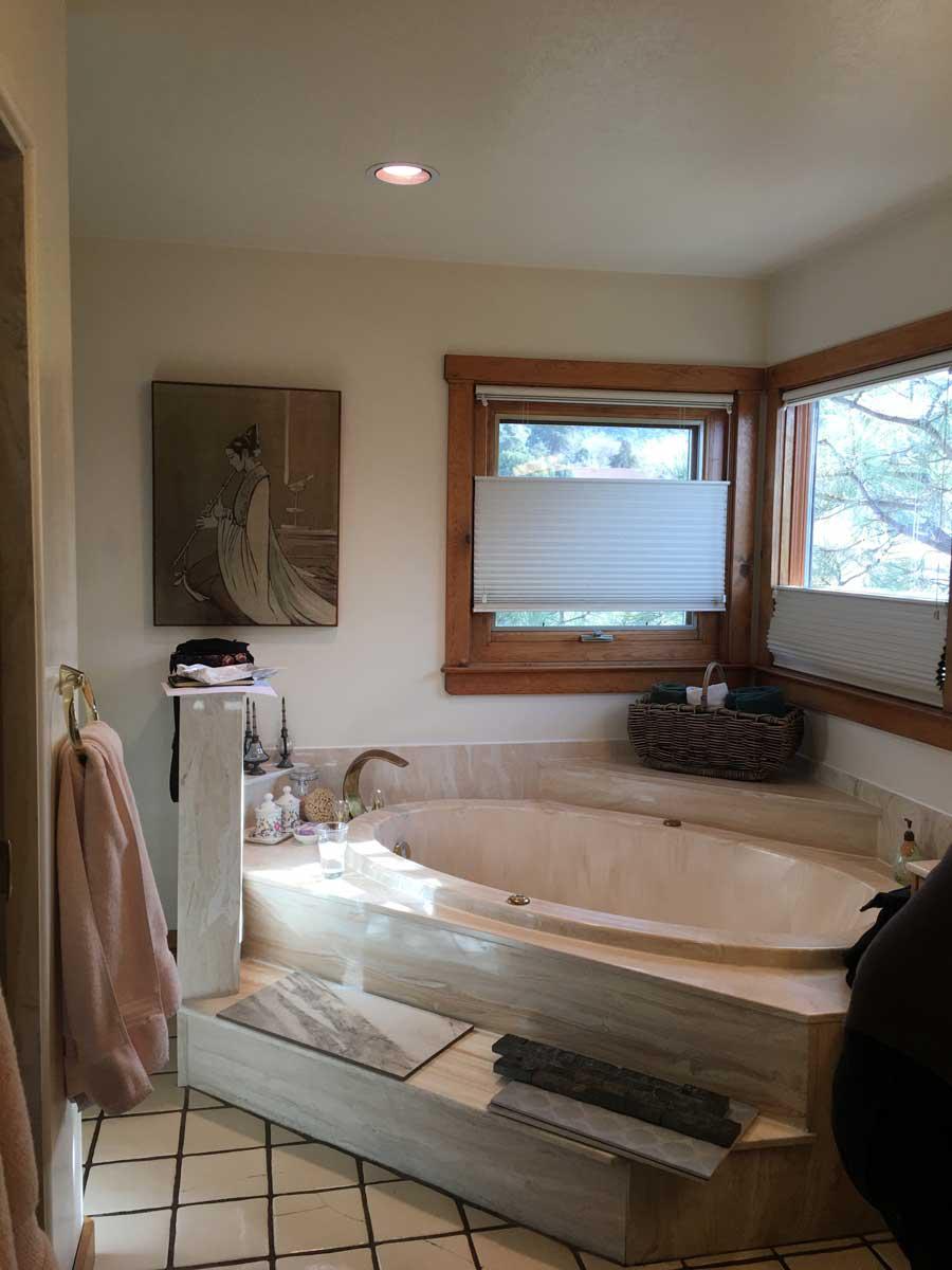 Before Re-Bath Albuquerque, NM renovation