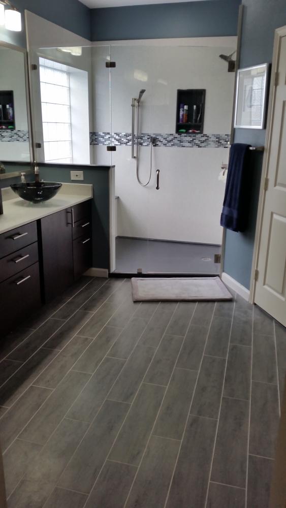After Re-Bath Dallas, TX renovation