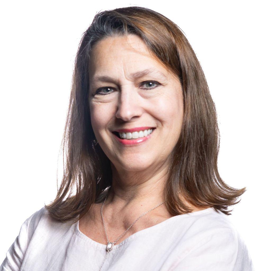 photo of Kim Gustafson