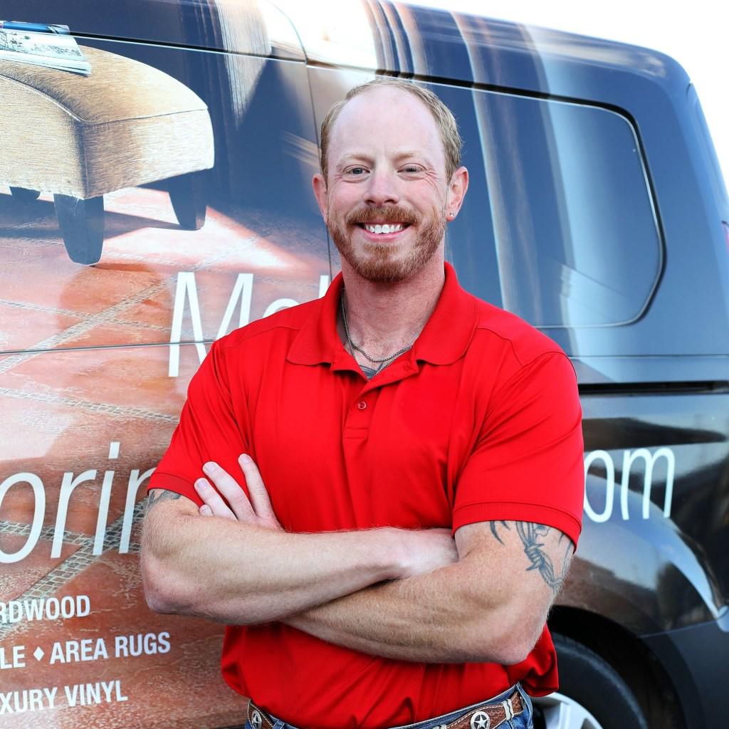 photo of Leif Kertis