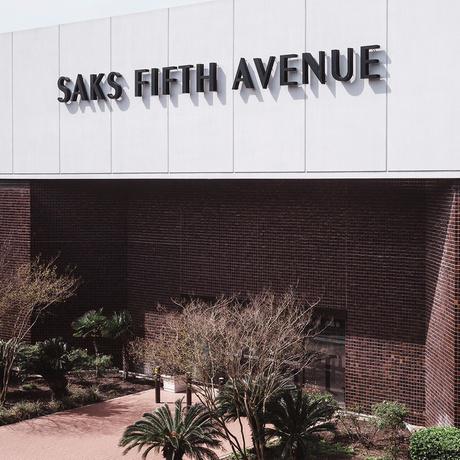 Store Front for Saks San Antonio