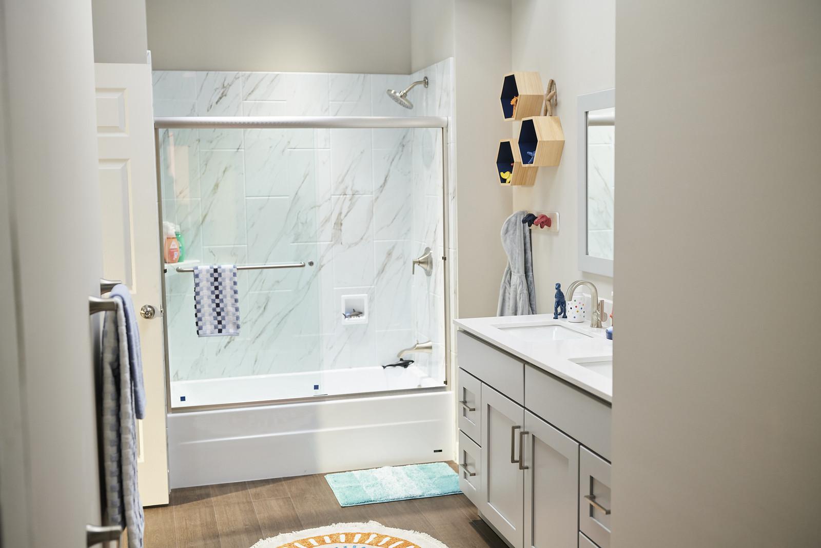 Bathroom Remodeling Panama City Beach, FL | Re-Bath